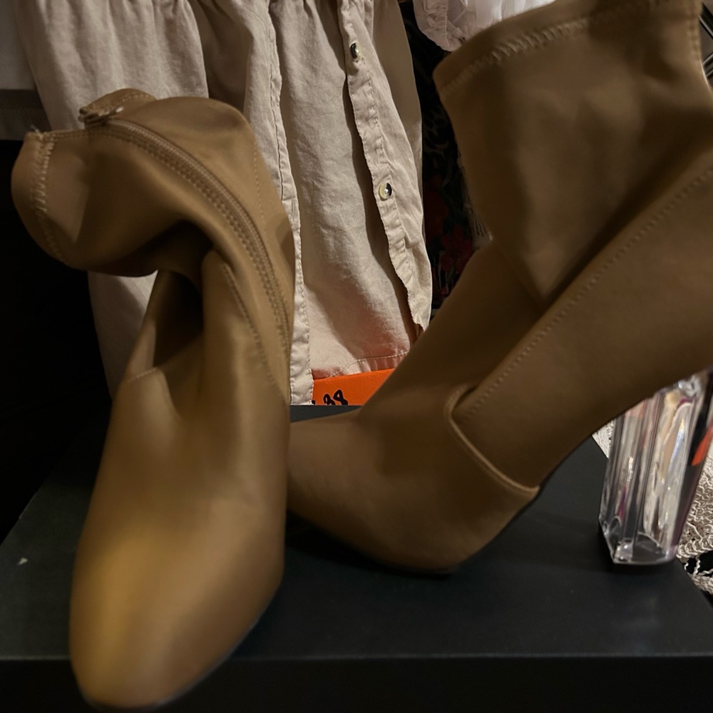 Stylish Tan Ankle Boots